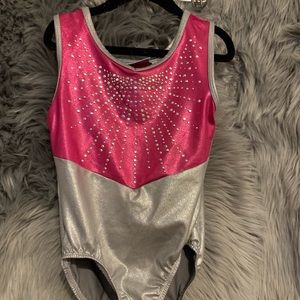 Gymnastics leotard